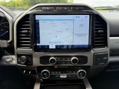 Used 2022  Ford Super Duty F-250 4WD LARIAT Crew Cab SRW 8' Box at Maxx Loans near St&period; Adrian&comma; MI