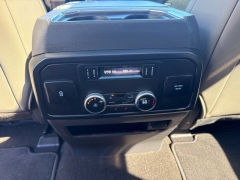 Used 2020  Ford Expedition Max 4d SUV 4WD Limited at Maxx Loans near St&period; Adrian&comma; MI