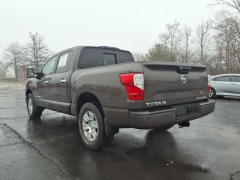 Used 2018  Nissan Titan 4WD Crew Cab SV at Maxx Loans near St&period; Adrian&comma; MI