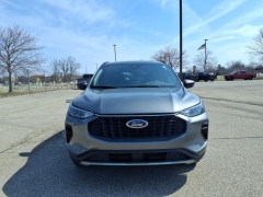 Used 2025  Ford Escape ST-Line AWD at Maxx Loans near St&period; Adrian&comma; MI