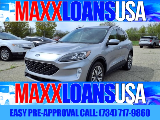 Used 2022  Ford Escape Titanium AWD at Maxx Loans near , 