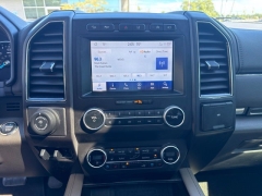 Used 2020  Ford Expedition Max 4d SUV 4WD Limited at Maxx Loans near St&period; Adrian&comma; MI