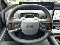 Used 2026  Ford Expedition Active 4x4 at Maxx Loans near St&period; Adrian&comma; MI