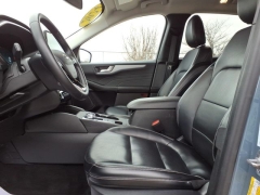 Used 2024  Ford Escape Platinum AWD at Maxx Loans near St&period; Adrian&comma; MI