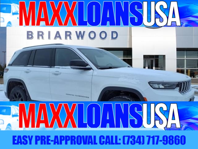 Used 2023  Jeep Grand Cherokee Limited 4x4 at Maxx Loans near , 