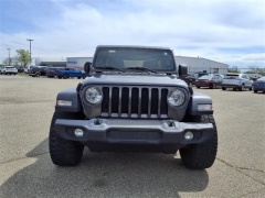 Used 2018 Jeep Wrangler Unlimited 4d SUV 4WD Sport at Briarwood Ford near Saline, MI