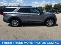 Used 2025  Ford Explorer Active 4WD at Maxx Loans near St&period; Adrian&comma; MI
