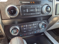 Used 2019 Ford F-150 4WD SuperCrew Limited at Maxx Loans near ,