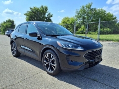 Used 2022 Ford Escape SE FWD at Briarwood Ford near Saline, MI