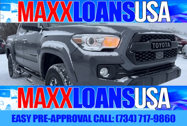 Used 2021  Toyota Tacoma 4WD SR5 Double Cab 5' Bed V6 AT (Natl) at Maxx Loans near , 