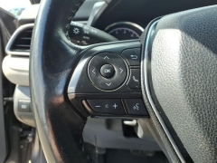 Used 2020  Toyota Camry 4d Sedan SE at Maxx Loans near St&period; Adrian&comma; MI