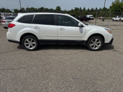 Used 2014  Subaru Outback 4dr Wgn H4 Auto 2&period;5i Limited at Maxx Loans near St&period; Adrian&comma; MI