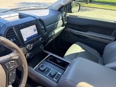 Used 2020  Ford Expedition Max 4d SUV 4WD Limited at Maxx Loans near St&period; Adrian&comma; MI