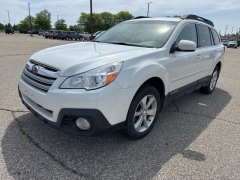 Used 2014  Subaru Outback 4dr Wgn H4 Auto 2&period;5i Limited at Maxx Loans near St&period; Adrian&comma; MI