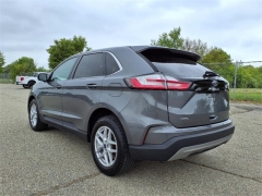 Used 2022 Ford Edge AWD at Maxx Loans near ,