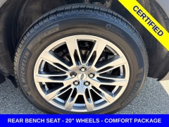 Used 2025  Ford Explorer Active 4WD at Maxx Loans near St&period; Adrian&comma; MI