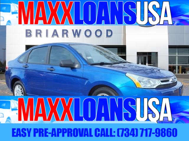 Used 2010  Ford Focus 4d Sedan SE at Maxx Loans near , 