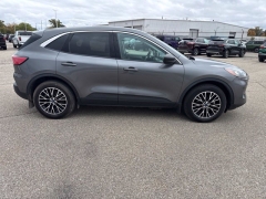 Used 2022  Ford Escape SE Plug-In Hybrid FWD at Maxx Loans near St&period; Adrian&comma; MI