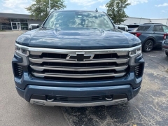 Used 2024  Chevrolet Silverado 1500 4WD Crew Cab 147" High Country at Maxx Loans near St&period; Adrian&comma; MI