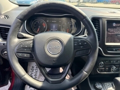 Used 2019  Jeep Cherokee Trailhawk 4x4 at Maxx Loans near St&period; Adrian&comma; MI