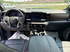 Used 2024  Chevrolet Silverado 1500 4WD Crew Cab 147" High Country at Maxx Loans near St&period; Adrian&comma; MI