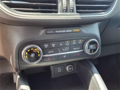 Used 2020 Ford Escape 4d SUV AWD SEL 2.0L at Maxx Loans near St. Adrian, MI