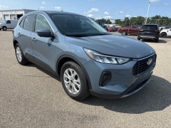 Used 2023  Ford Escape Active AWD at Maxx Loans near St&period; Adrian&comma; MI