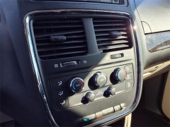 Used 2019 Dodge Grand Caravan 4d Wagon SE at Maxx Loans near ,