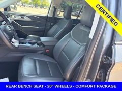 Used 2025  Ford Explorer Active 4WD at Maxx Loans near St&period; Adrian&comma; MI