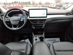 Used 2025  Ford Escape Platinum AWD at Maxx Loans near St&period; Adrian&comma; MI