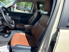 Used 2024  Ford Maverick Lariat AWD SuperCrew EcoBoost at Maxx Loans near St&period; Adrian&comma; MI