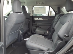 Used 2026  Ford Explorer Active Pkg 4WD at Maxx Loans near St&period; Adrian&comma; MI