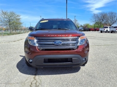 Used 2015 Ford Explorer 4d SUV 4WD XLT at Maxx Loans near ,