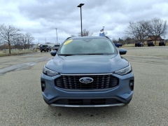 Used 2024  Ford Escape Platinum AWD at Maxx Loans near St&period; Adrian&comma; MI