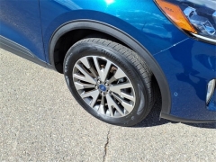 Used 2020  Ford Escape 4d SUV AWD Titanium at Maxx Loans near St. Adrian, MI