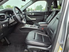 Used 2021  Ford Explorer XLT 4WD at Maxx Loans near , 