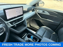 Used 2025  Ford Explorer Active 4WD at Maxx Loans near St&period; Adrian&comma; MI