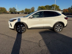 Used 2023  Ford Escape Platinum AWD at Maxx Loans near St&period; Adrian&comma; MI