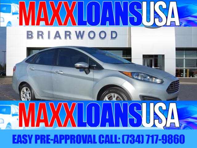 Used 2014  Ford Fiesta 4d Sedan SE at Maxx Loans near , 