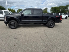 Used 2024  Ford Super Duty F-250 4WD LARIAT Crew Cab SRW 6&period;75' Box at Maxx Loans near St&period; Adrian&comma; MI