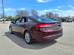 Used 2017 Ford Fusion 4d Sedan SE 1.5L EcoBoost at Maxx Loans near ,