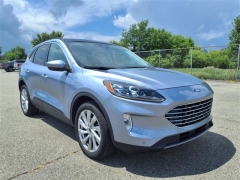 Used 2022 Ford Escape Titanium AWD at Maxx Loans near St. Adrian, MI
