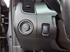 Used 2014 Ford Taurus 4d Sedan SEL AWD at Maxx Loans near ,