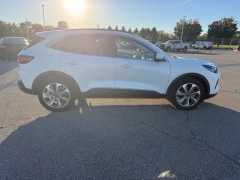 Used 2023  Ford Escape Platinum AWD at Maxx Loans near St&period; Adrian&comma; MI