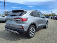 Used 2022 Ford Escape Titanium AWD at Maxx Loans near ,