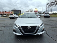 Used 2022  Nissan Altima 2&period;5 SV Sedan at Maxx Loans near St&period; Adrian&comma; MI