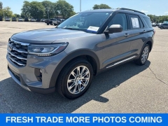 Used 2025  Ford Explorer Active 4WD at Maxx Loans near St&period; Adrian&comma; MI