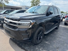 Used 2023  Ford Expedition XLT 4x4 at Maxx Loans near St&period; Adrian&comma; MI