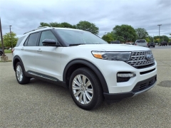 Used 2022 Ford Explorer Limited 4WD at Briarwood Ford near Saline, MI