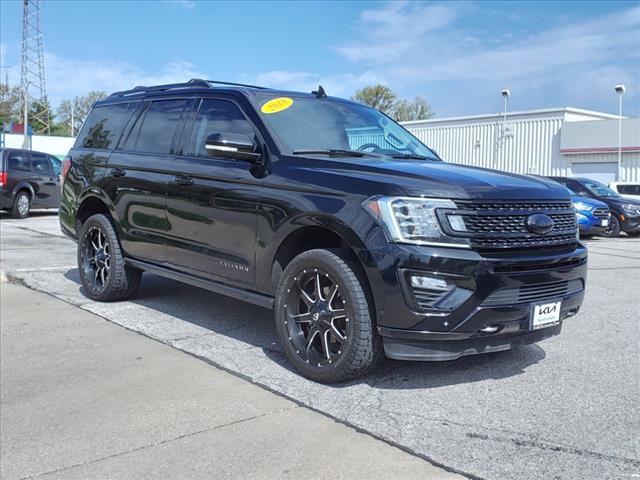 Used 2018  Ford Expedition 4d SUV 4WD Platinum at KIA of Lincoln near Lincoln, NE
